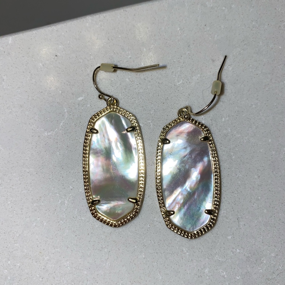 kendra scott earrings